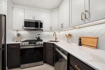 Mutfak; mutfak aletleri, tadilatlı, doğal ışık, modern stil