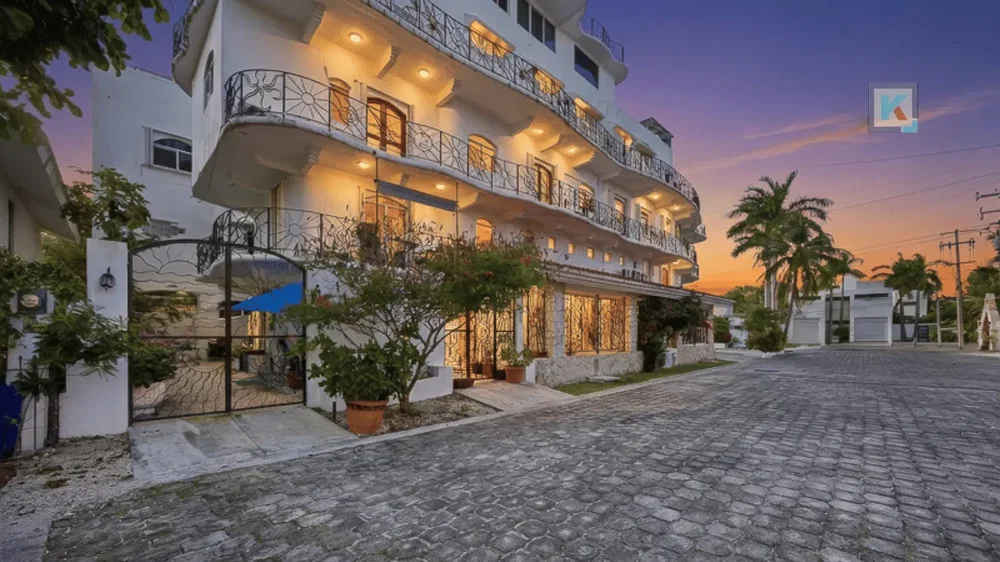 Maison et environs; vue