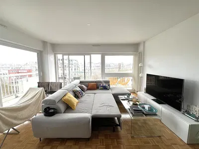 Oturma odası; manzara, doğal ışık, modern stil