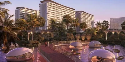 Dom a okolie; výhľad