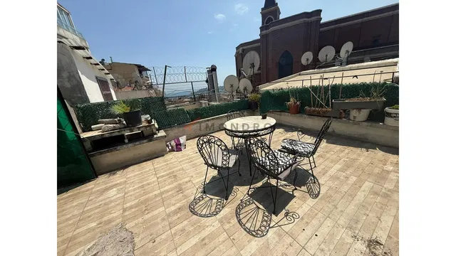 Ταράτσα; θέα, φυσικό φως