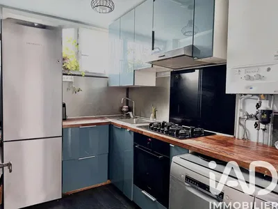 Кухиња; кухињски апарати, природно светло