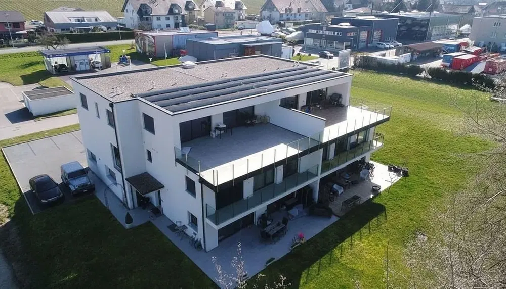 Haus und umgebung; blick