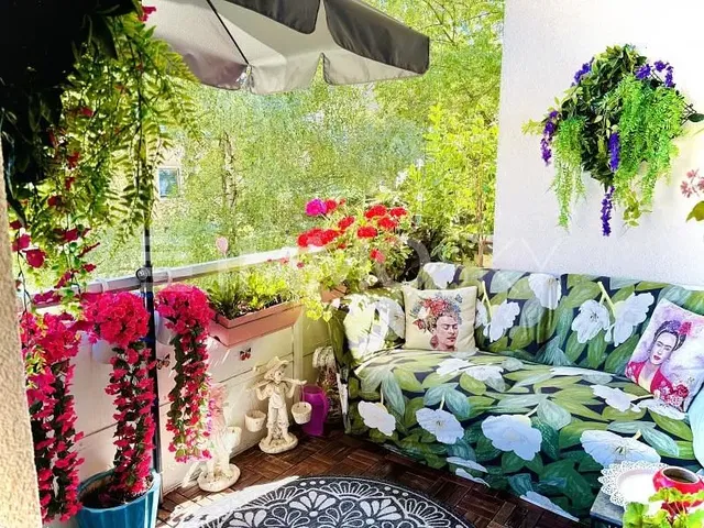 Μπαλκόνι; φυσικό φως, ρουστίκ στυλ