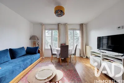 Oturma odası; manzara, doğal ışık, modern stil