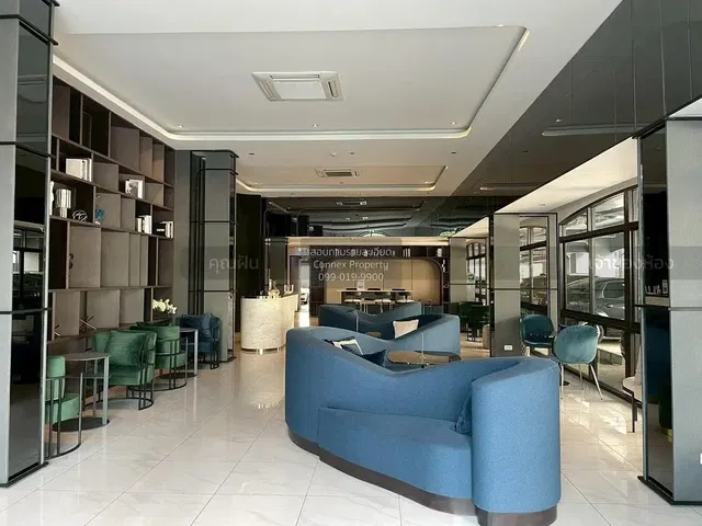 Soggiorno; stile moderno, pavimento in piastrelle, luce naturale