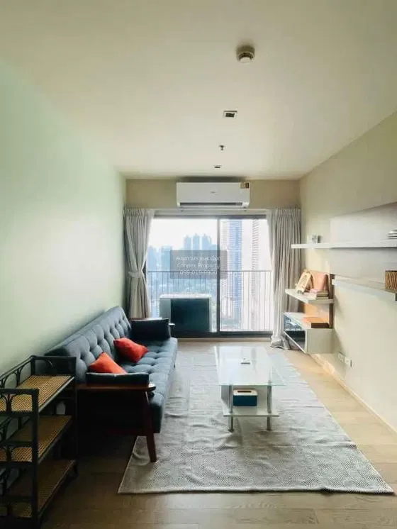 Soggiorno; vista, luce naturale