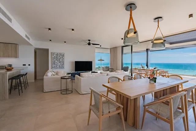 Salon; vue, lumière naturelle, style moderne