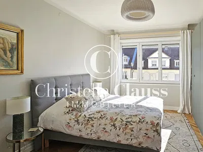 Спаваћа соба; природно светло, модерни стил