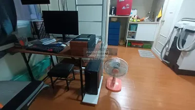 Остало; дрвени под, модерни стил