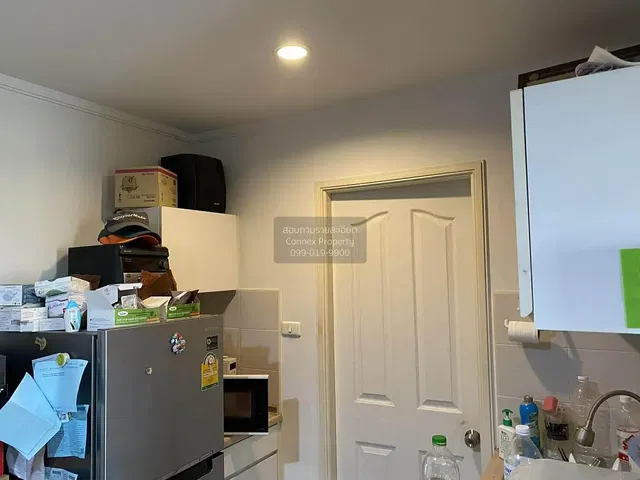 Кухиња; плочице, потребна реновација