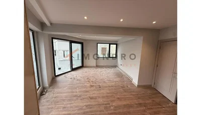 Dnevna soba; pločice, prirodno svjetlo, renoviran