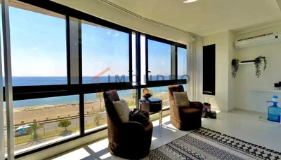 Дневна соба; поглед, природно светло