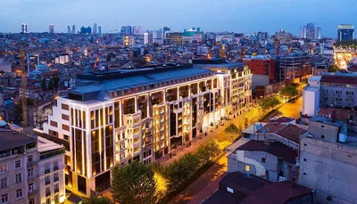 Kuća i okolina; pogled