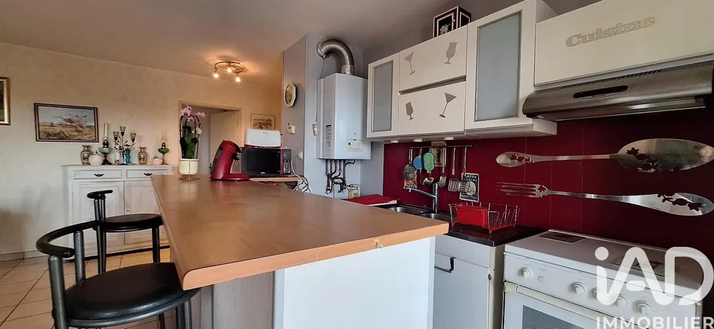 Kuhinja; kuhinjski aparati, pločice