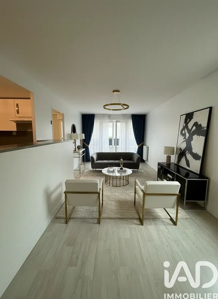 Obývací pokoj; přirozené světlo, moderní styl