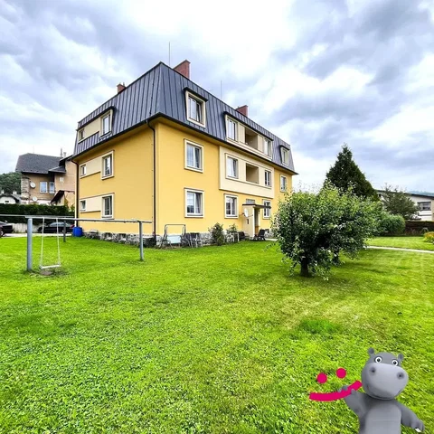Haus und umgebung; tageslicht