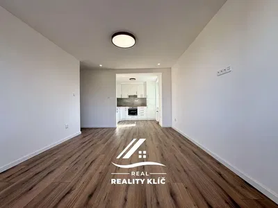 Oturma odası; ahşap zemin