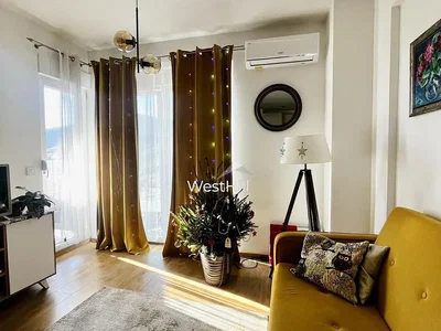 Dnevni boravak; prirodna svjetlost, moderan stil