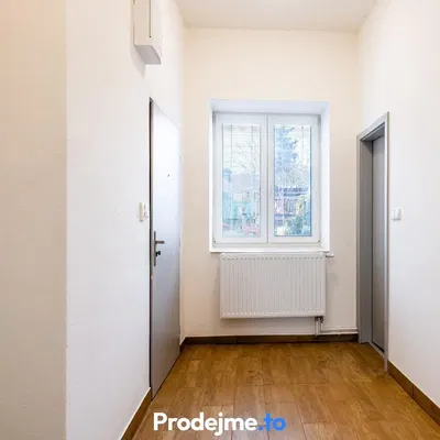 Sonstiges; holzboden, tageslicht