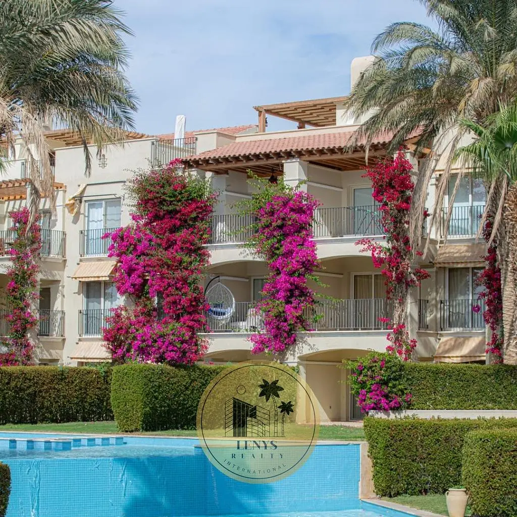 Haus und umgebung; blick, tageslicht