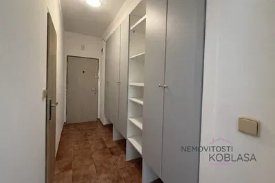 Garderoba; pločice
