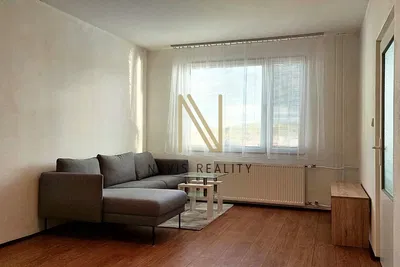 Wohnzimmer; tageslicht, holzboden, moderner stil
