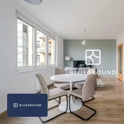 Wohnzimmer; blick, tageslicht, moderner stil