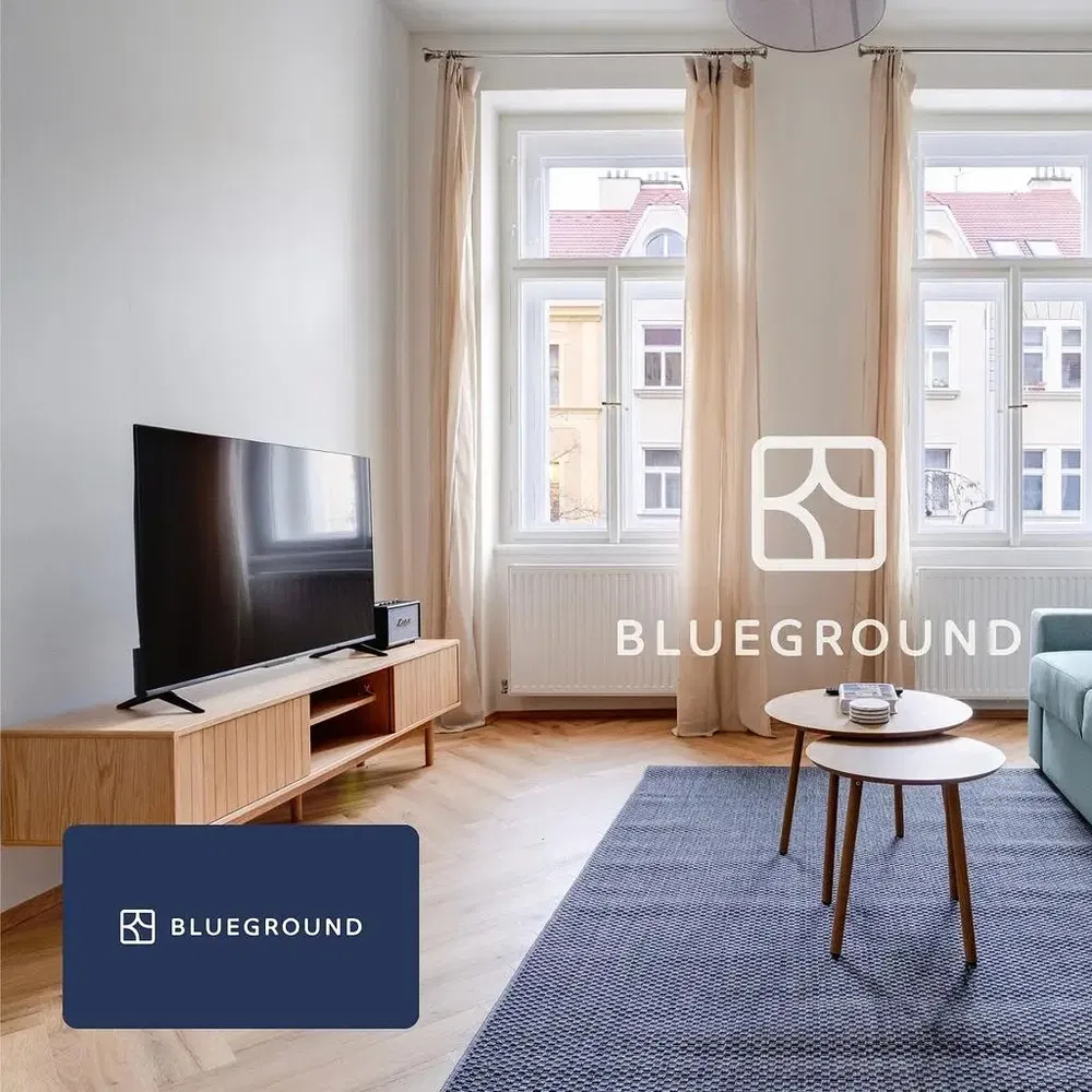 Wohnzimmer; blick, holzboden, tageslicht, moderner stil