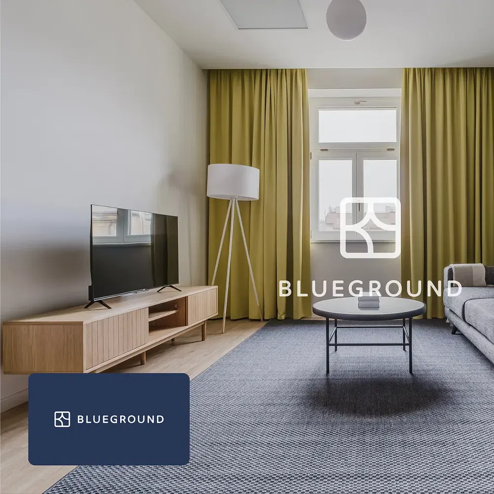 Wohnzimmer; moderner stil, holzboden, tageslicht