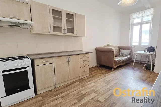 Kuchnia; widok, światło dzienne