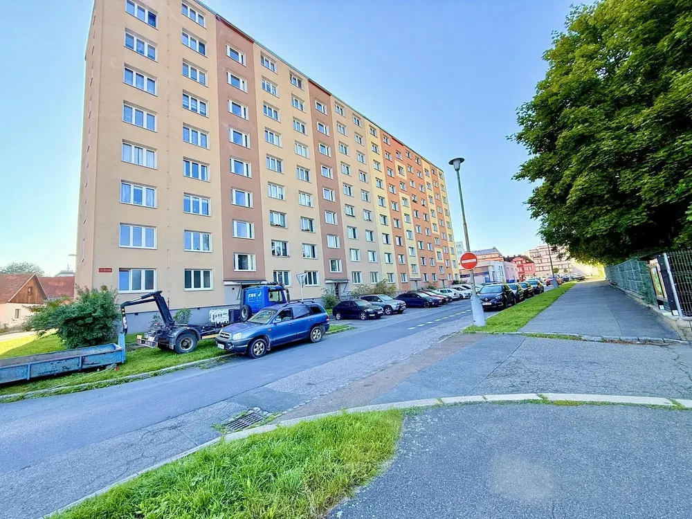 Kuća i okolina; pogled