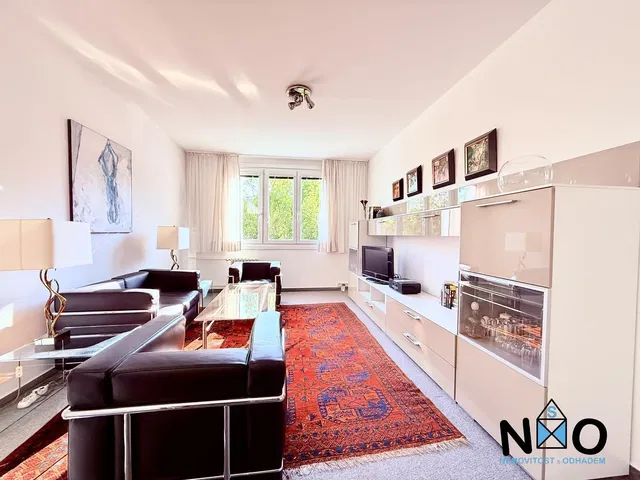 Wohnzimmer; blick, moderner stil, tageslicht