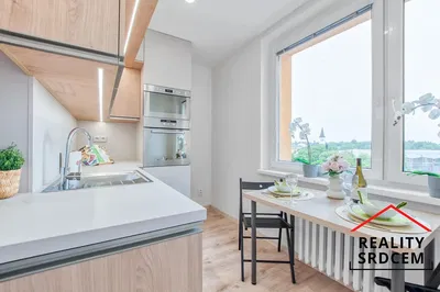 Küche; küchengeräte, blick, tageslicht, moderner stil