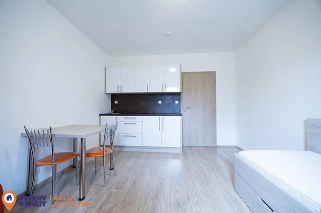 Bedroom; modern style, renovated