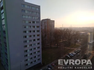 Dom i otoczenie; widok