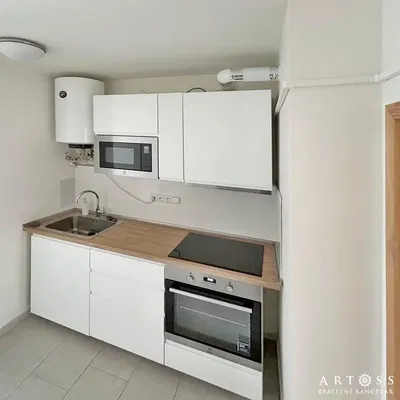 Mutfak; mutfak aletleri, su ısıtıcısı