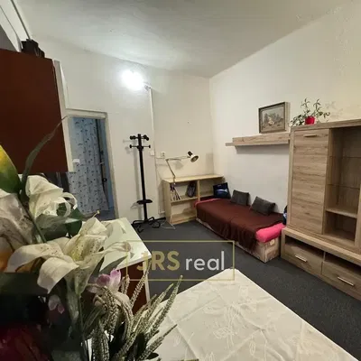 Chambre; lumière naturelle, style moderne