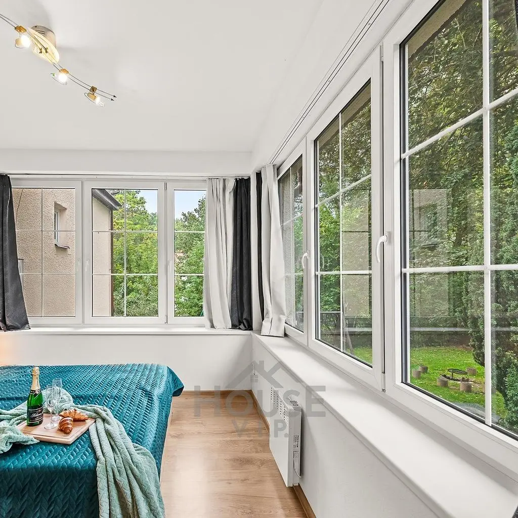 Chambre; vue, lumière naturelle, style moderne