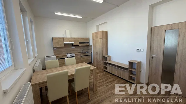 Kitchen; kitchen appliances