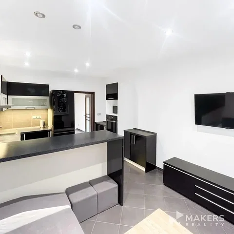 Kitchen; kitchen appliances, tile floor, natural light, modern style