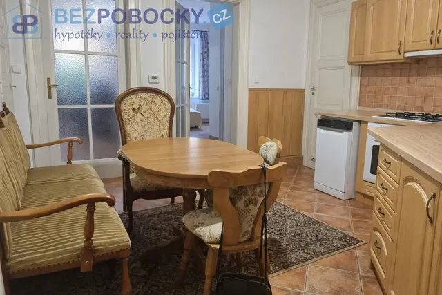 Kitchen; kitchen appliances