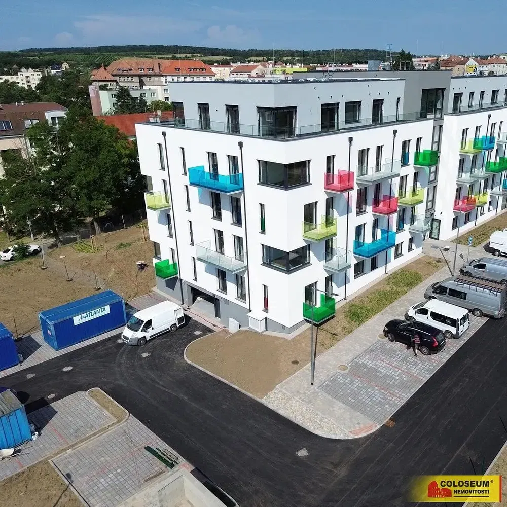 Haus und umgebung; blick