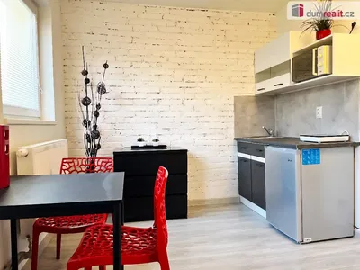 Küche; küchengeräte, moderner stil