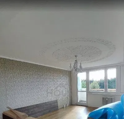 Dnevna soba; prirodno svjetlo, drveni pod