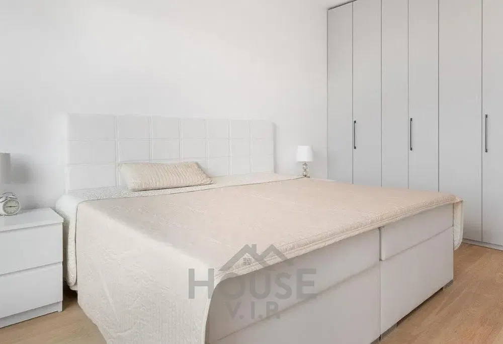 Schlafzimmer; tageslicht, moderner stil
