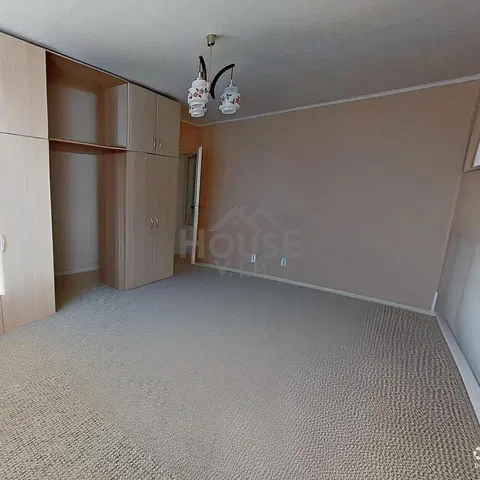 Chambre; parquet, lumière naturelle