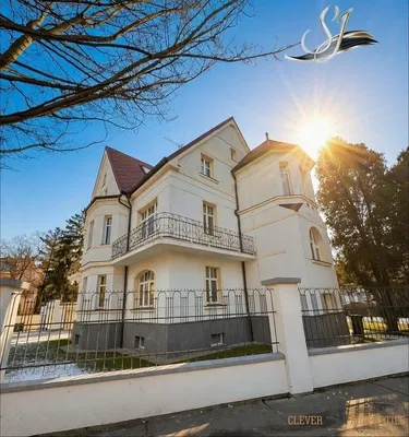 Maison et environs; vue