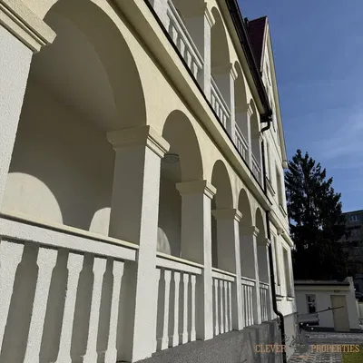 Maison et environs; vue