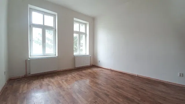 Bedroom; wood floor, natural light